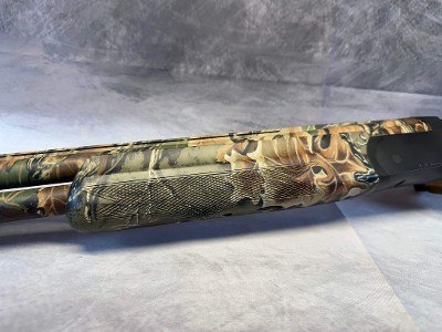 STOEGER CONDOR SUPREME O/U 12 GA - Image 4 of 9
