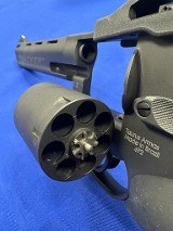 TAURUS 692 TRACKER .357 MAG/9MM - 4 of 7