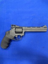 TAURUS 692 TRACKER .357 MAG/9MM - 1 of 7