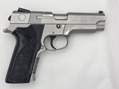 SMITH & WESSON 4046 .40 S&W - Image 1 of 2
