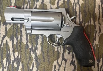 TAURUS 513 RAGING JUDGE .45 LC/.410 GA - Image 2 of 4