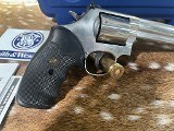 SMITH & WESSON 686 PLUS 3-5-7 MAGNUM SERIES .357 MAG - Image 5 of 6
