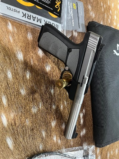 BROWNING BUCKMARK .22 LR - Image 2 of 7