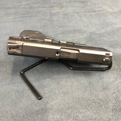 SMITH & WESSON SHIELD 40 40 Smith & Wesson - Image 3 of 3