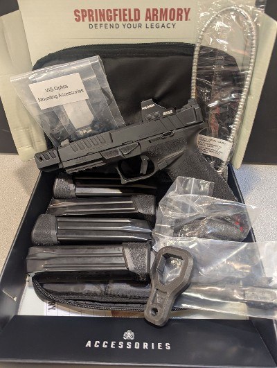 SPRINGFIELD ARMORY ECHELON (3-DOT) 9MM LUGER (9X19 PARA) - Image 1 of 6