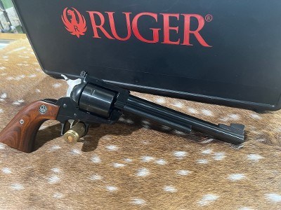 RUGER SUPER BLACKHAWK .44 MAGNUM - Image 3 of 8