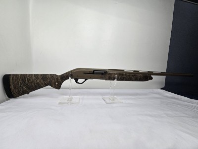 WINCHESTER SX4 WATERFOWL HUNTER 12 GA - Image 1 of 4