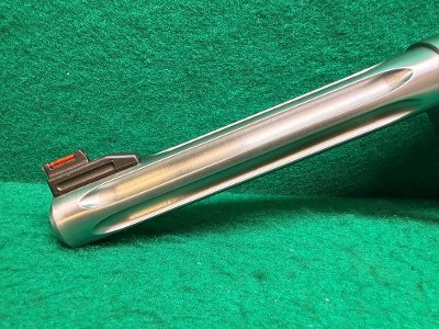 RUGER MKIII HUNTER/TARGET .22 LR - Image 8 of 24