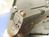 SIG SAUER P320 Compact .40 S&W - Image 5 of 7