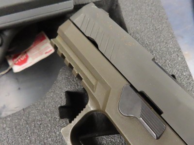 SIG SAUER P320 Compact .40 S&W - Image 7 of 7