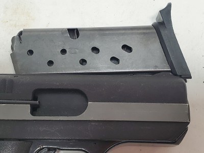 HI-POINT CF380 .380 ACP - Image 5 of 6