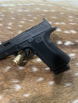 SHADOW SYSTEMS MR920 COMBAT OPTIC READY THREADED 9MM LUGER (9x19 PARA) - Image 7 of 8