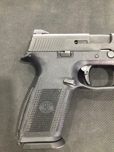 FN FNS-40 .40 S&W - Image 6 of 8