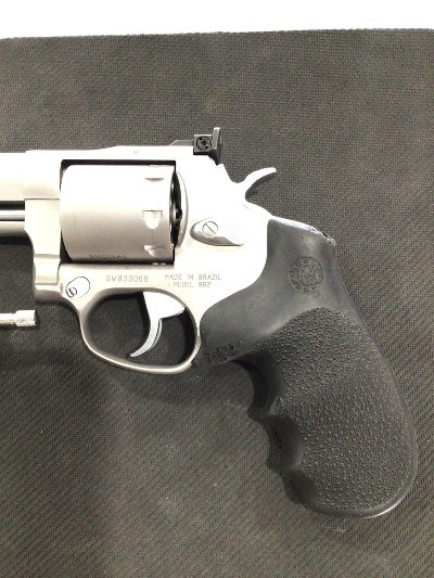 TAURUS 992 TRACKER .22LR/.22MAG - Image 2 of 9