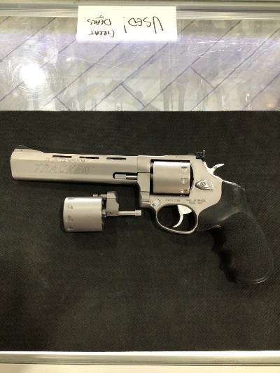 TAURUS 992 TRACKER .22LR/.22MAG - Image 1 of 9