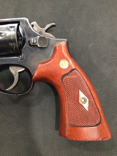 SMITH & WESSON 10-5 .38 SPL - Image 5 of 9