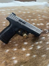 SMITH & WESSON SD9/SD9VE 9MM LUGER (9x19 PARA) - Image 2 of 8