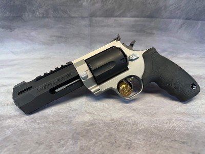 TAURUS TAURUS RAGING HUNTER .460 S&W MAGNUM - Image 1 of 7