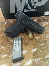 SMITH & WESSON SHIELD M2.0 9MM LUGER (9X19 PARA) - Image 1 of 3