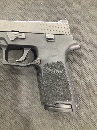 SIG SAUER P250 .45 ACP - Image 4 of 9