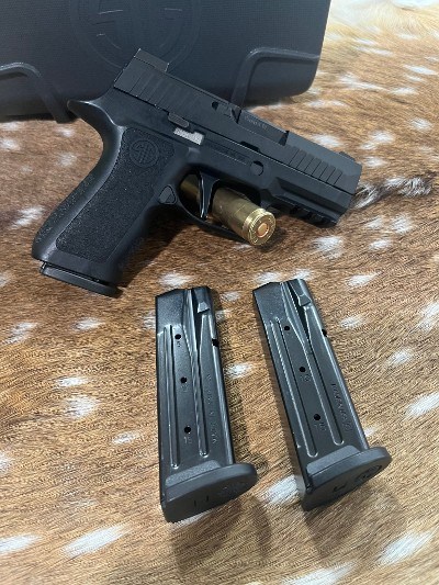 SIG SAUER P320 XCOMPACT 9MM LUGER (9X19 PARA) - Image 2 of 4
