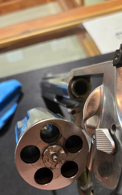 SMITH & WESSON 460XVR .460 S&W MAGNUM - Image 3 of 4