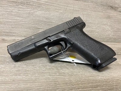 GLOCK 17 9MM LUGER (9x19 PARA) - Image 1 of 8