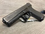 GLOCK 17 9MM LUGER (9x19 PARA) - Image 2 of 8