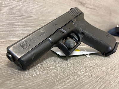 GLOCK 17 9MM LUGER (9x19 PARA) - Image 2 of 8