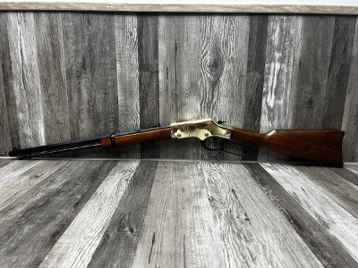 HENRY H001 .22 LR - Image 1 of 6