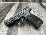 SMITH & WESSON M&P9 M2.0 (13564) 9MM LUGER (9x19 PARA) - Image 1 of 4