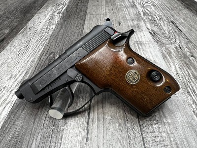 BERETTA BOBCAT .22 LR - Image 1 of 4