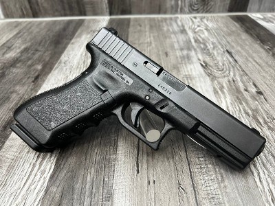 GLOCK 22 GEN 3 40 Smith & Wesson - Image 2 of 4
