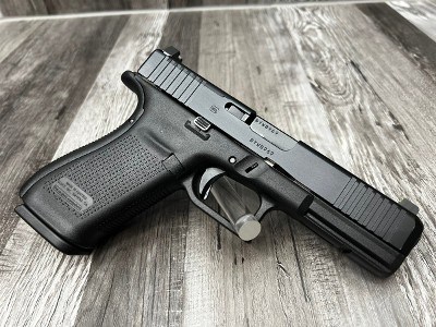 GLOCK 21 GEN 5 MOS 45 ACP (45 Auto) - Image 2 of 4