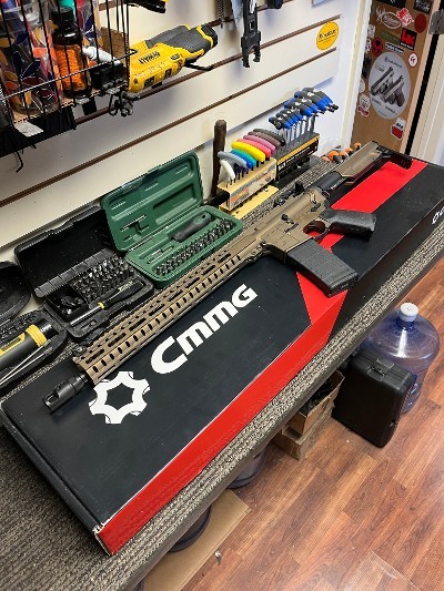 CMMG RESOLUTE 300 MK4 5.56 - Image 1 of 12