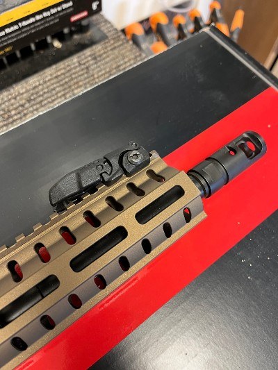 CMMG RESOLUTE 300 MK4 5.56 - Image 9 of 12