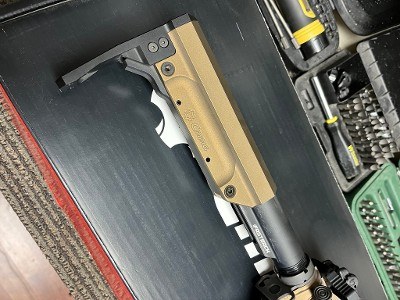 CMMG RESOLUTE 300 MK4 5.56 - Image 7 of 12
