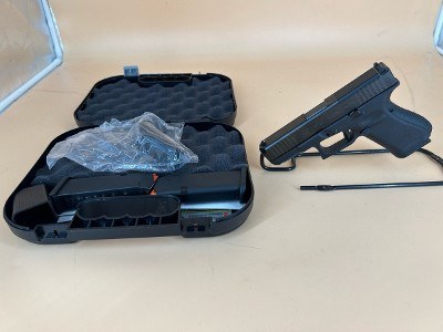 GLOCK 19 GEN 5 9MM LUGER (9x19 PARA) - Image 1 of 4