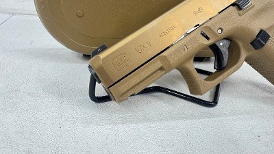 GLOCK G19X V (FDE) 9MM LUGER (9x19 PARA) - Image 3 of 17