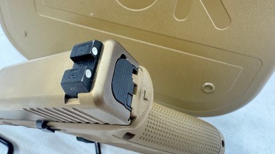 GLOCK G19X V (FDE) 9MM LUGER (9x19 PARA) - Image 9 of 17