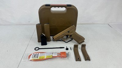 GLOCK G19X V (FDE) 9MM LUGER (9x19 PARA) - Image 1 of 17