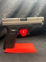 SPRINGFIELD ARMORY XD-40 40 Smith & Wesson - Image 1 of 5
