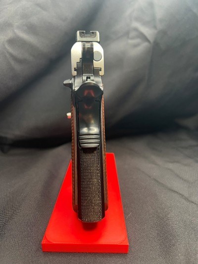 RUGER SR1911 LIGHTWEIGHT COMMANDER .45 ACP - Image 3 of 5