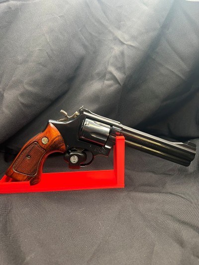 SMITH & WESSON 586 .357 MAG - Image 1 of 5