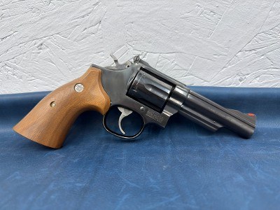 SMITH & WESSON 19-6 .357 MAG - Image 2 of 4