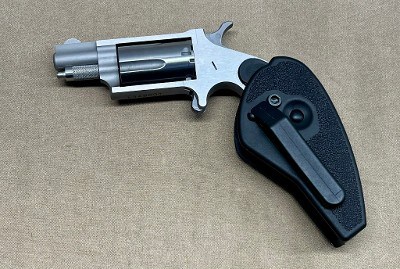 NORTH AMERICAN ARMS MINI REVOLVER .22 lr & .22 mag - Image 3 of 6