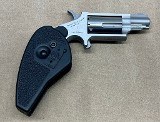 NORTH AMERICAN ARMS MINI REVOLVER .22 lr & .22 mag - Image 2 of 6