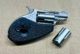 NORTH AMERICAN ARMS MINI REVOLVER .22 lr & .22 mag - Image 1 of 6