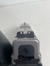 SPRINGFIELD ARMORY XD-40 .40 S&W - Image 6 of 10