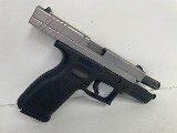 SPRINGFIELD ARMORY XD-40 .40 S&W - Image 8 of 10